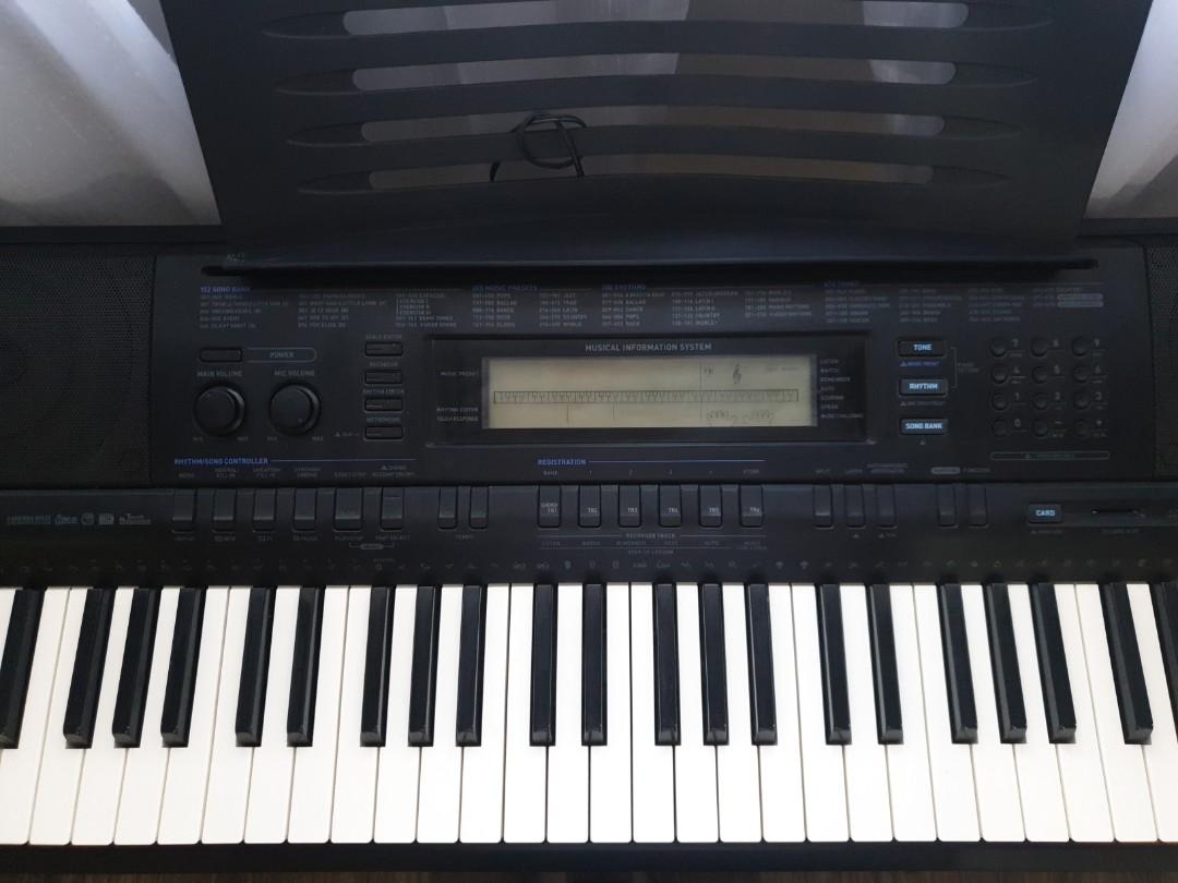 Casio Keyboard model WK500 keyboard with stand, Hobbies & Toys