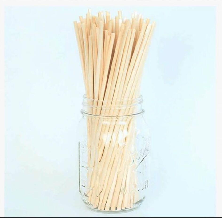 Edible straws (Category: Homemade Bakes) located in Mandaluyong City. Submitted by robeerph (Listing ID 271755639, Image 1). Description: Edible straws are good for the environment. Get it now and help save the earth. Made of 70% Tapioca and 30 % rice HALAL CERTIFIED ❤️❤️❤️❤️❤️.