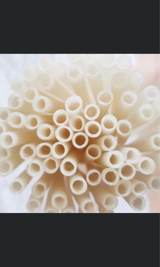 Edible straws (Category: Homemade Bakes) located in Mandaluyong City. Submitted by robeerph (Listing ID 271755639, Image 2). Description: Edible straws are good for the environment. Get it now and help save the earth. Made of 70% Tapioca and 30 % rice HALAL CERTIFIED ❤️❤️❤️❤️❤️.