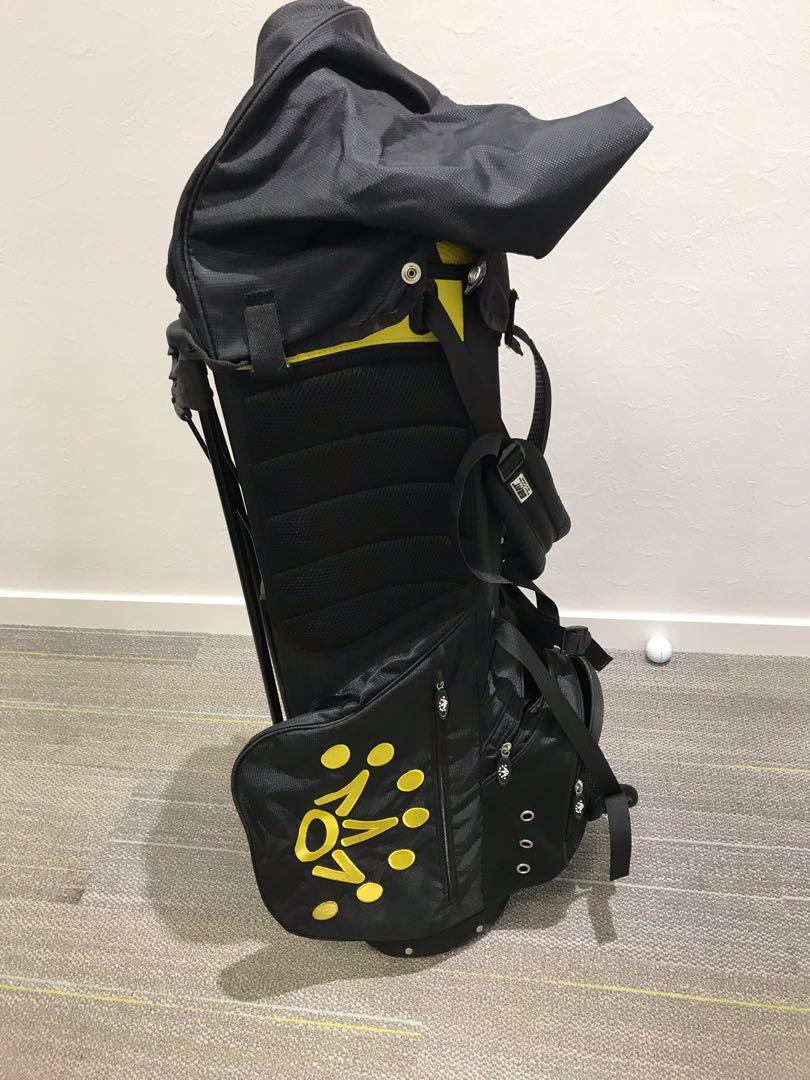 Golf Bag broken legs FREE, 運動產品, 其他運動配件 Carousell