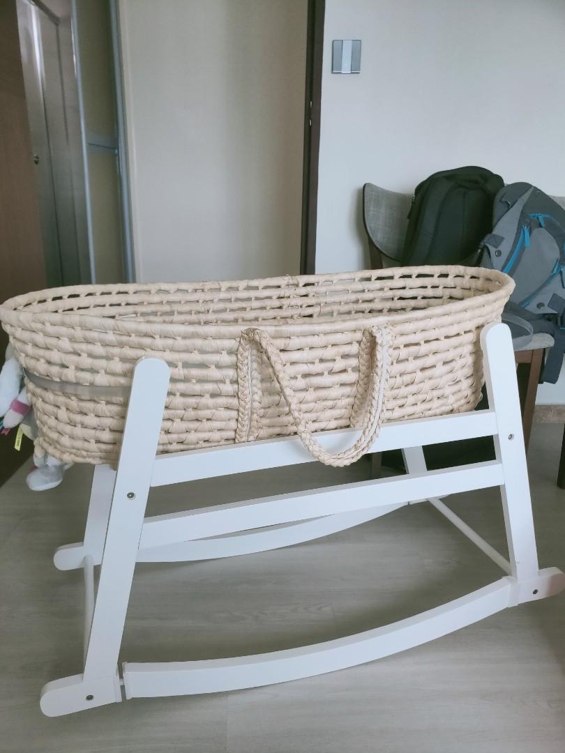 moses basket and rocker