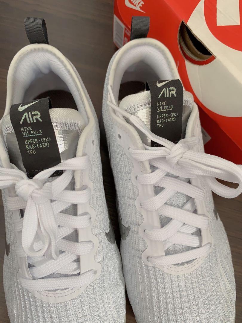 junior vapormax white