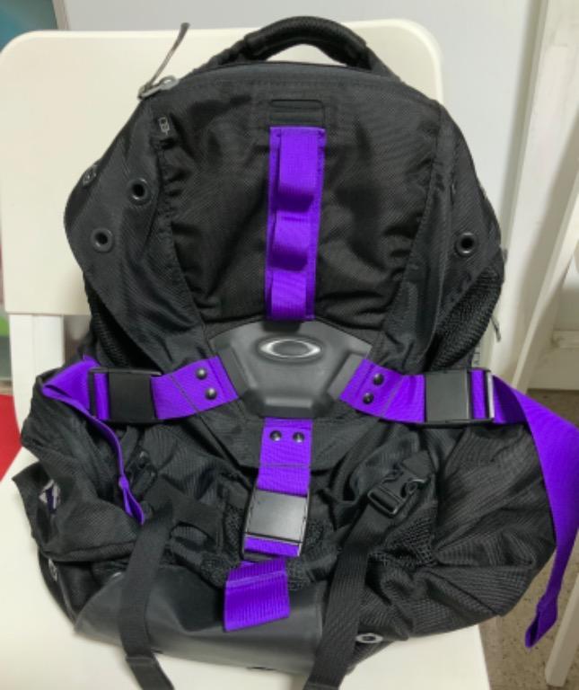 oakley infinite hero backpack