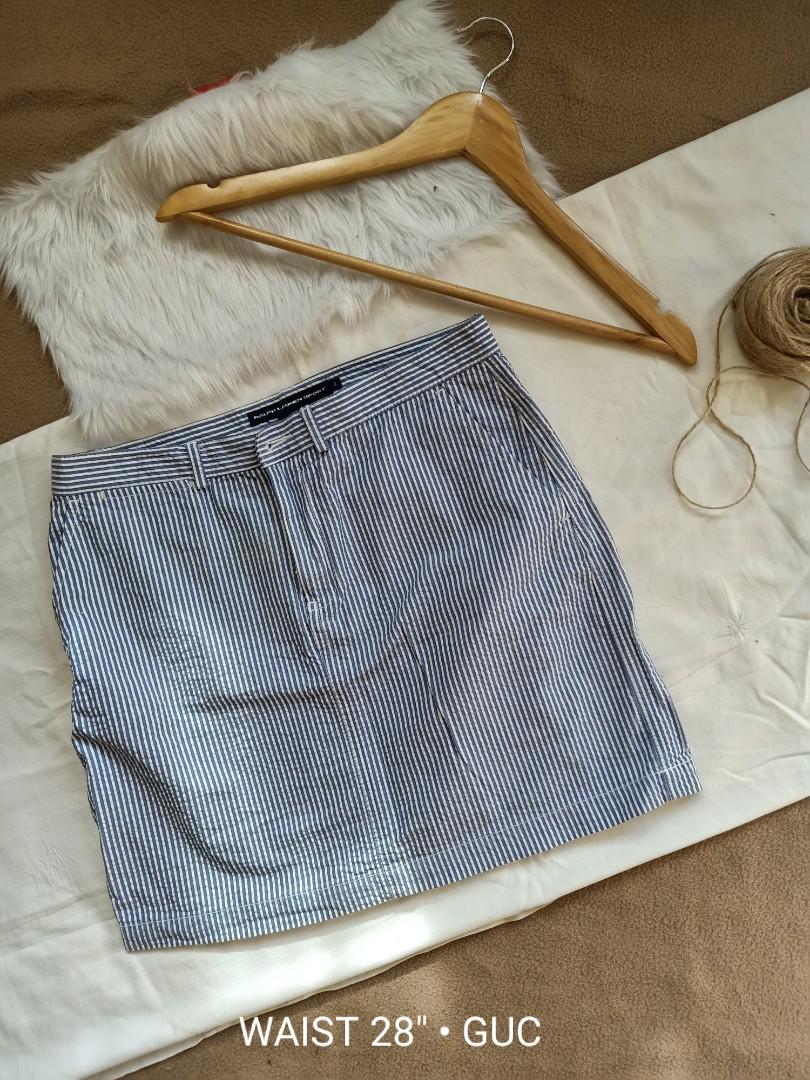 Ralph Lauren Stripe Skirt (Category: Skirts) located in Makati City. Submitted by dcco.llection (Listing ID 271804188, Image 1). Description: 📍Meet up: - Pembo Palengke/nearby areas - Market Market/SM Aura BGC 📍Shipping: - 65sf Metro Manila via Zoom - 105sf Provincial via J&T 📍Mode of Payment: - BPI *QR code available - Palawan Express - Cebuana Lhuillier.