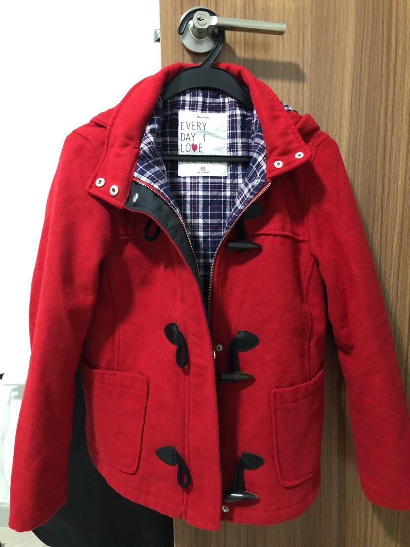 Red top spring jacket