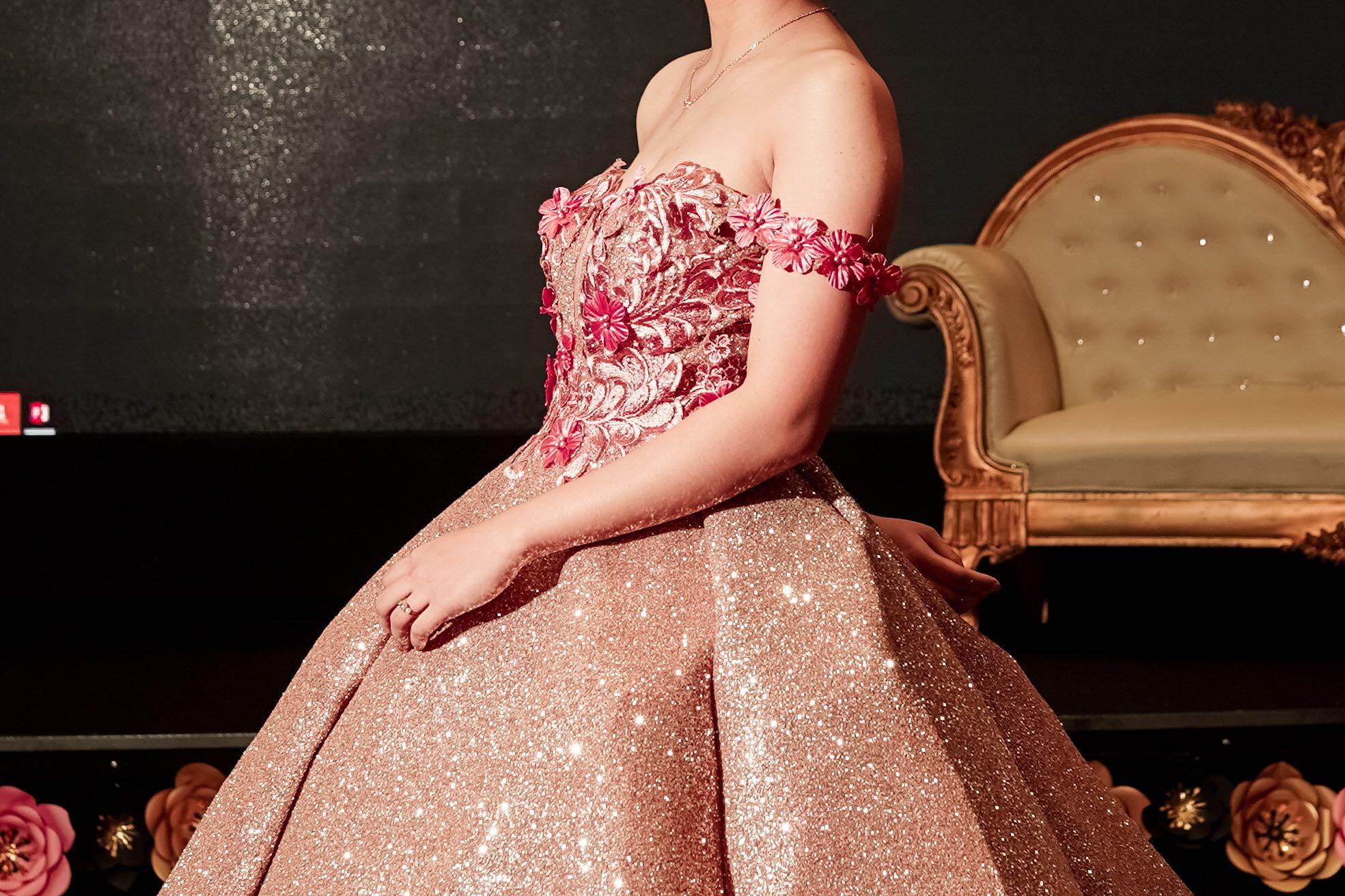 Rose gold shop gown for rent
