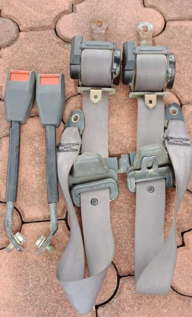 Seat belt store kancil