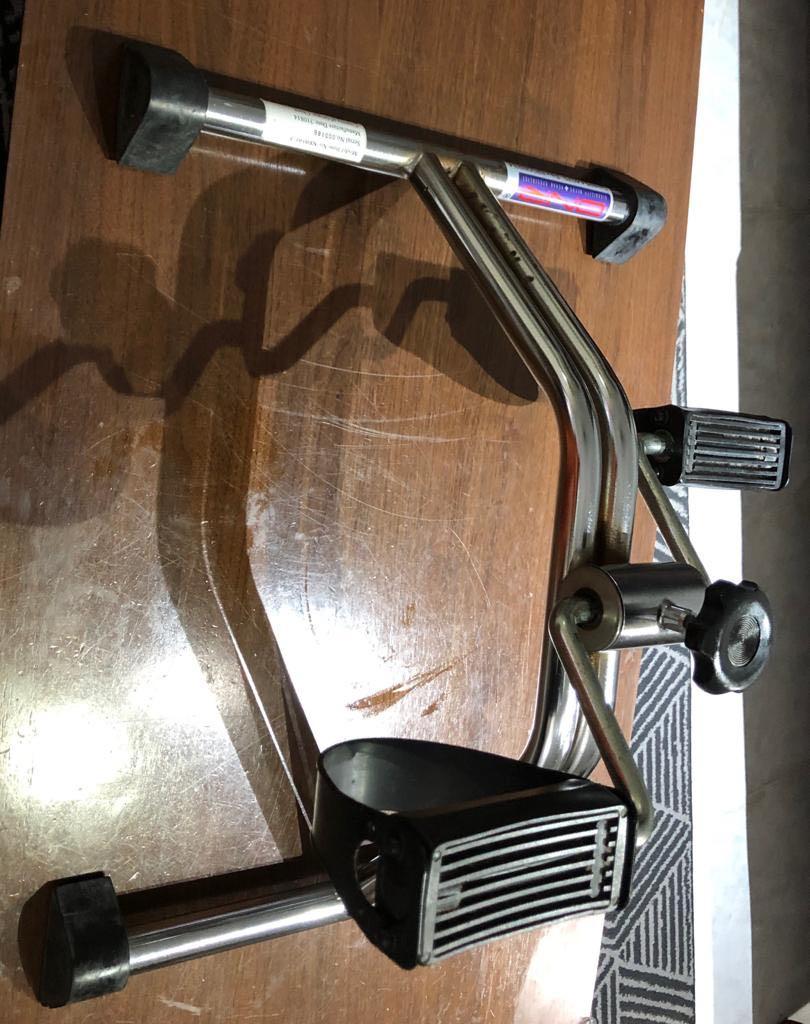 Stationery leg bicycle/padle For Knee Replacement Therapy, Sports