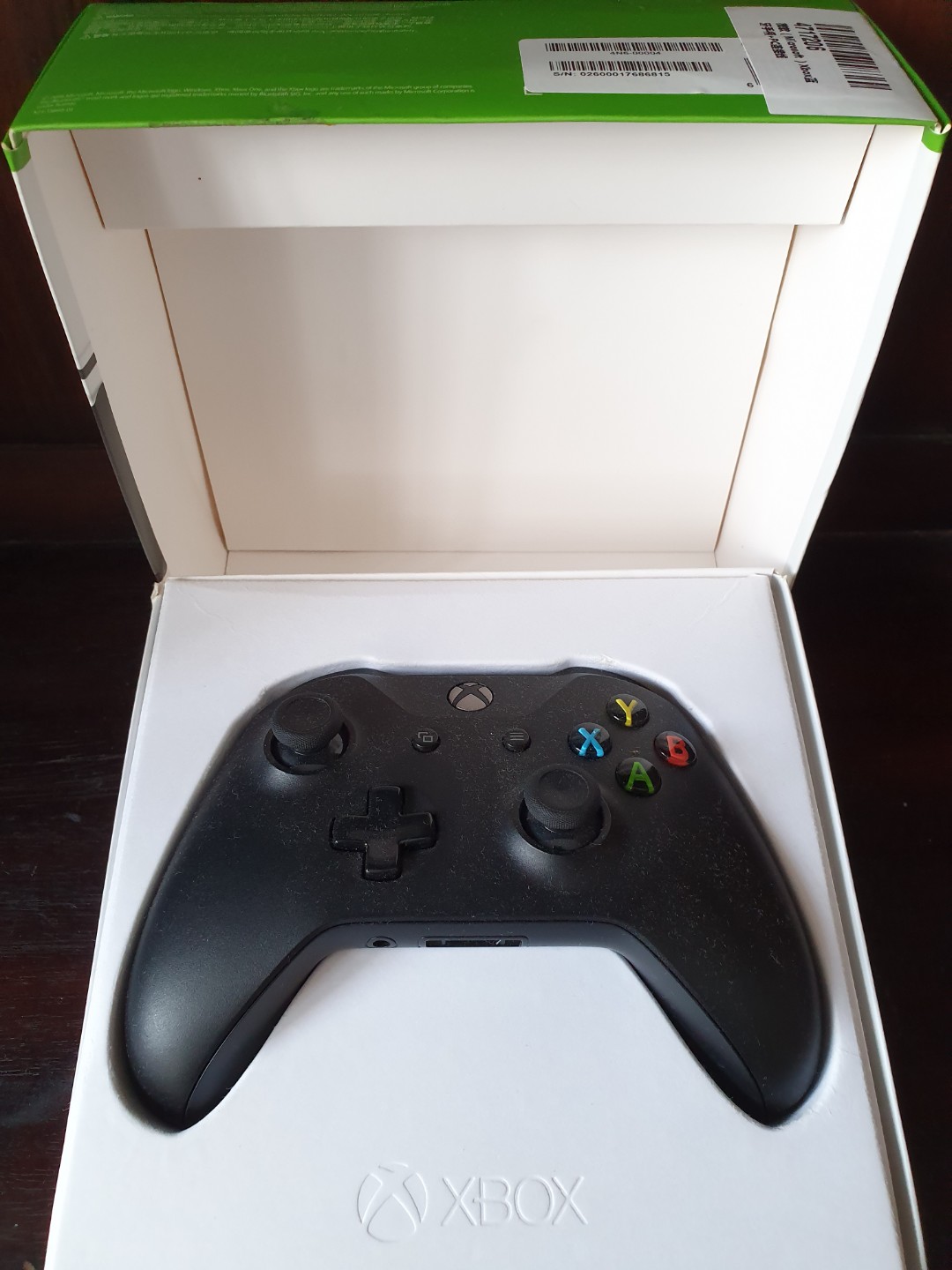 Xbox One Controller WITH FREE BATTERIES), Video Gaming