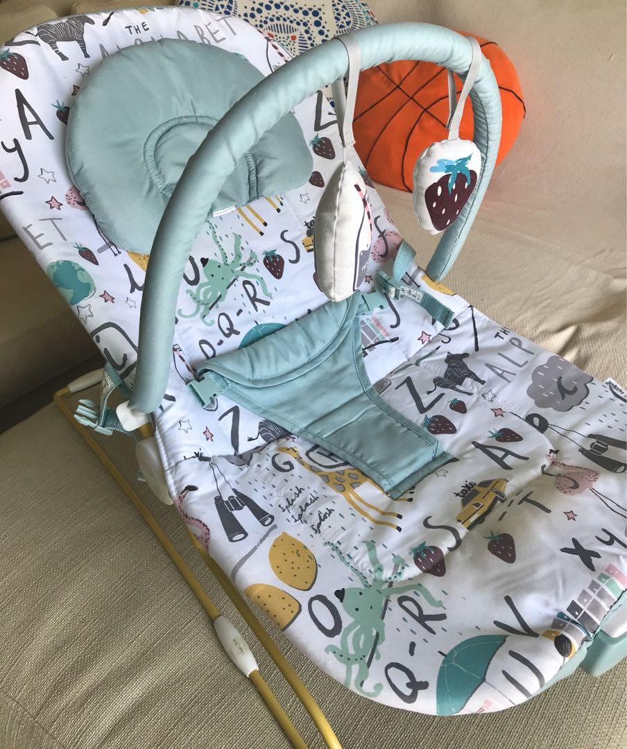 ALMOST NEW baby bouncer Mamas Papas Buzz Bouncer Alphabet