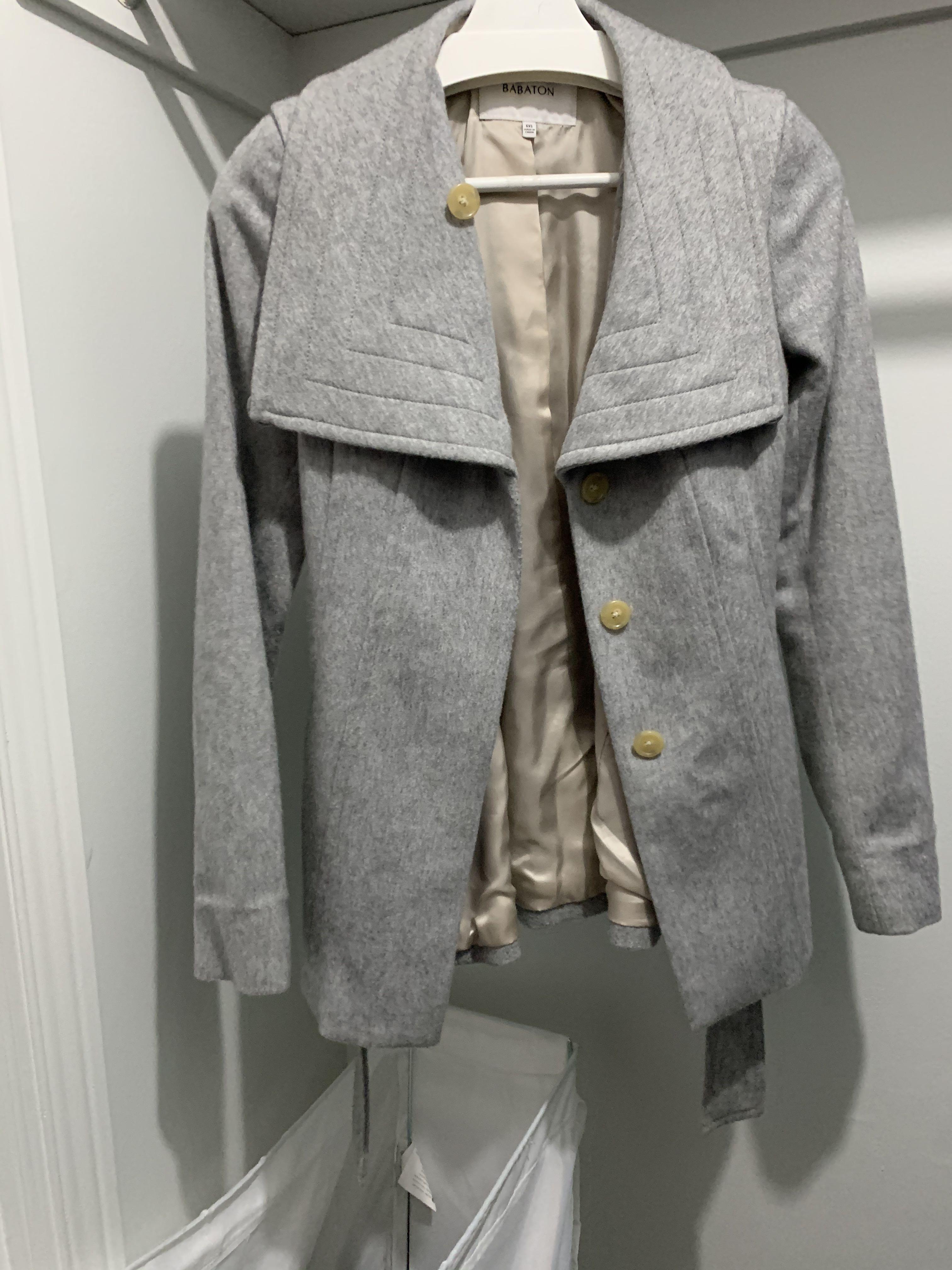 Aritzia Babaton light grey Spencer coat xxs Women s Fashion Clothes on Carousell