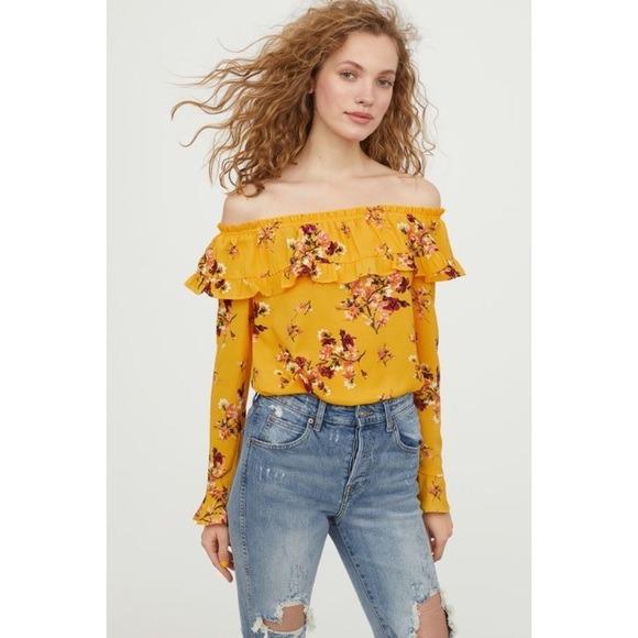 H M divided Floral Off Shoulder Top Women s Fashion Tops Sleeveless on Carousell
