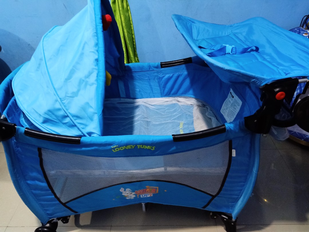 Looney Tunes preloved baby crib Babies Kids Baby Nursery Kids Furniture Cots Cribs on Carousell