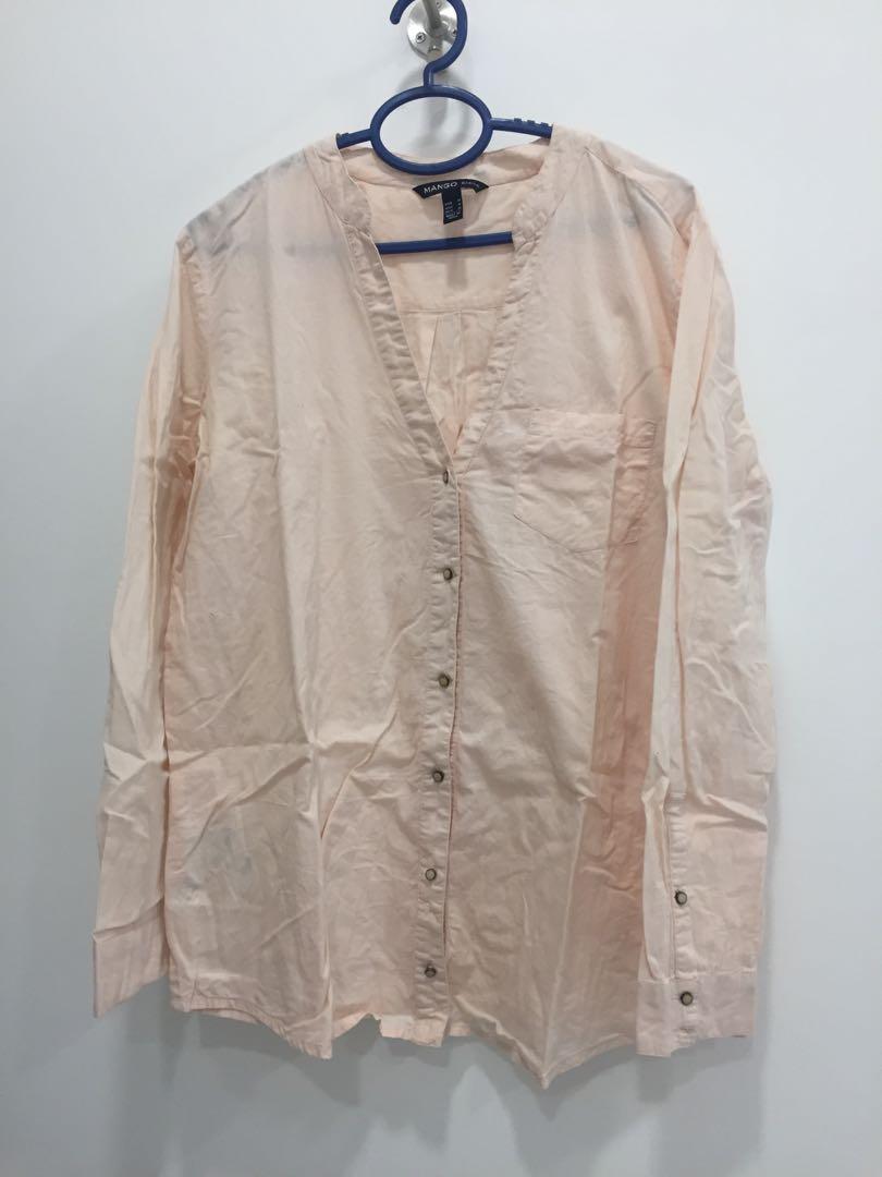 MANGO basic peach top (Category: Blouses) located in Bangi. Submitted by nunani (Listing ID 271850170, Image 2). Description: Comfy top Condition 6/10 Not for a fussy buyer .