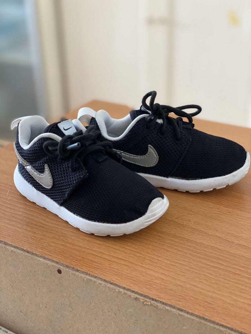 baby nike roshe