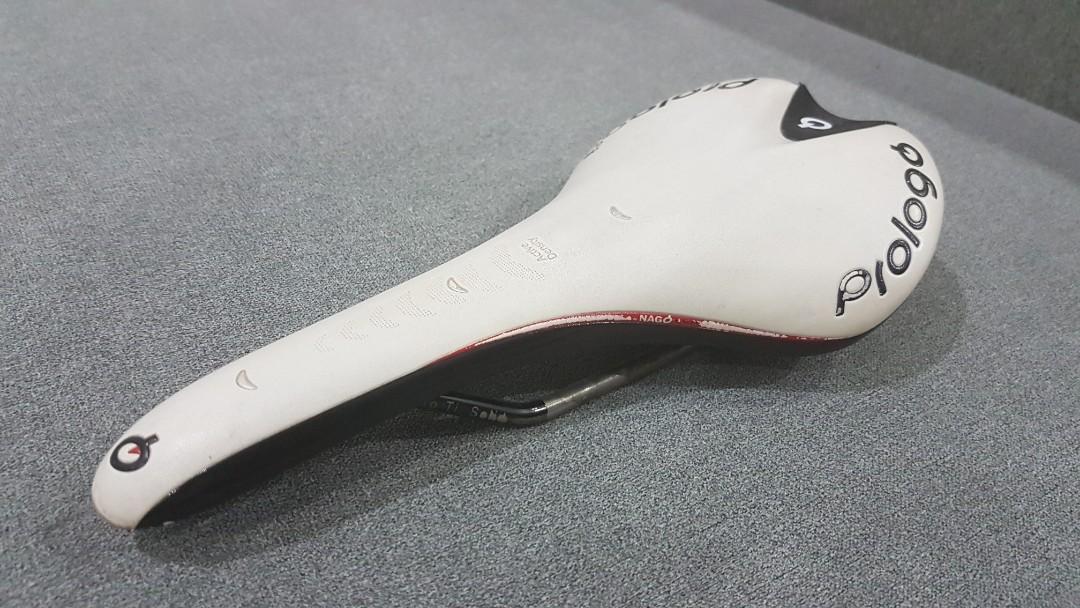 prologo nago evo carbon