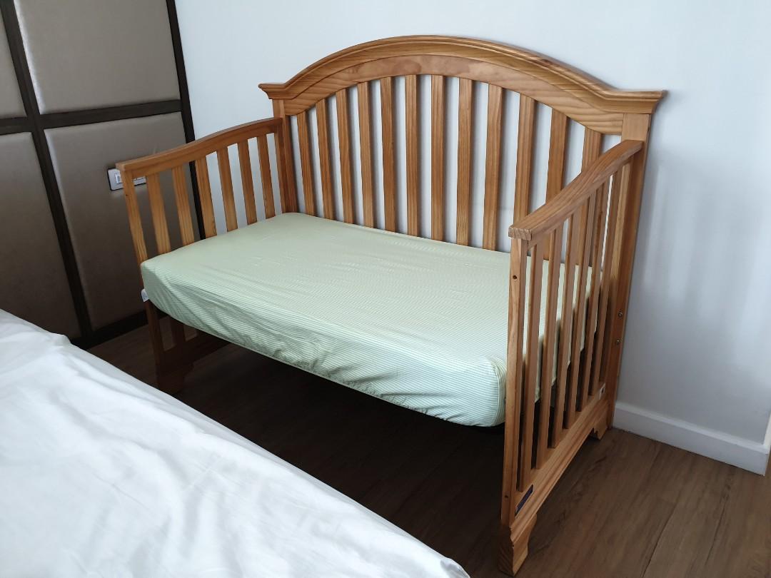 Riverside 4 in hot sale 1 convertible crib