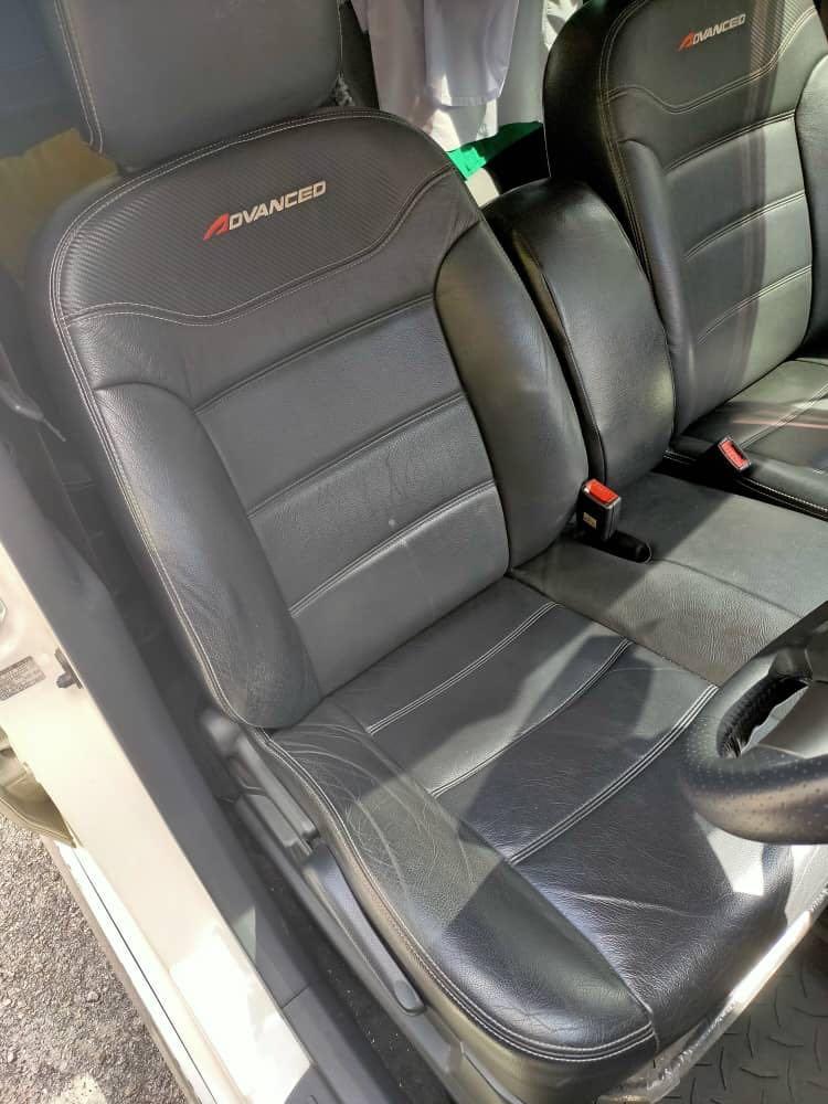 Original leather seat hot sale alza