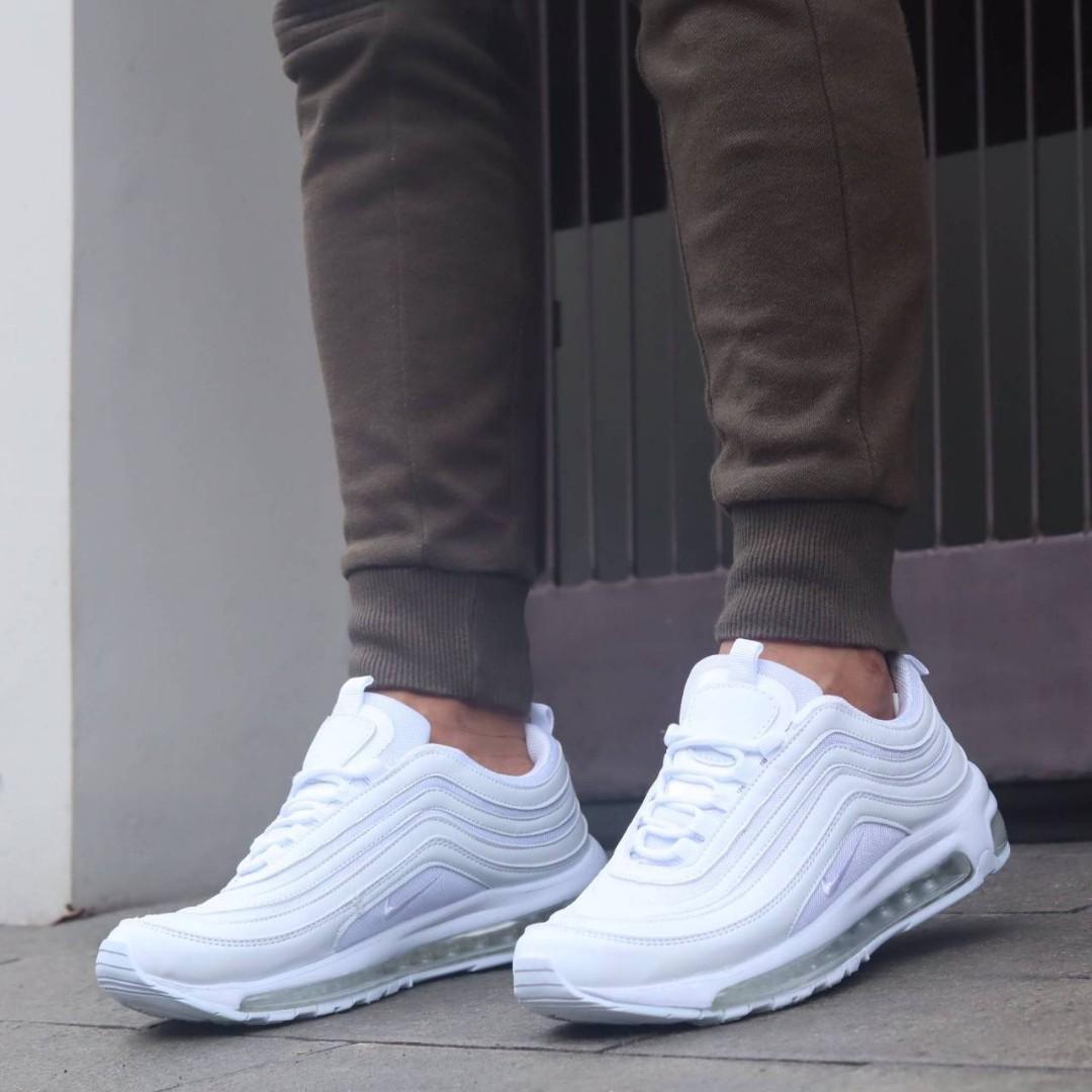 Sepatu Nike Nike Cowok Olshop Fashion Olshop Pria Di Carousell