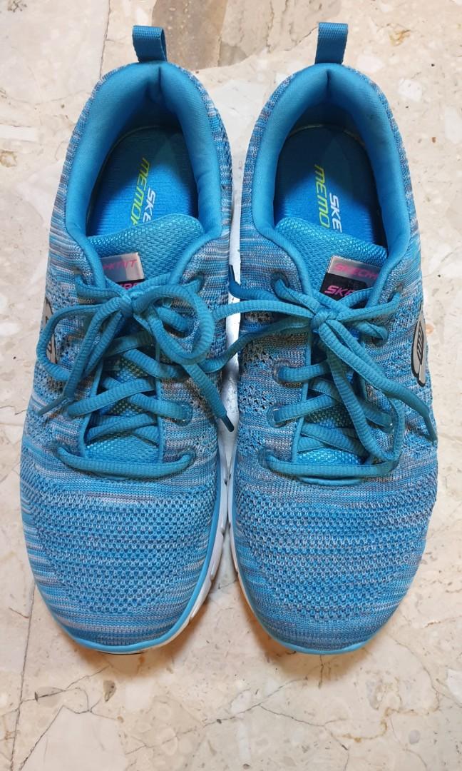 memory foam shoes nike