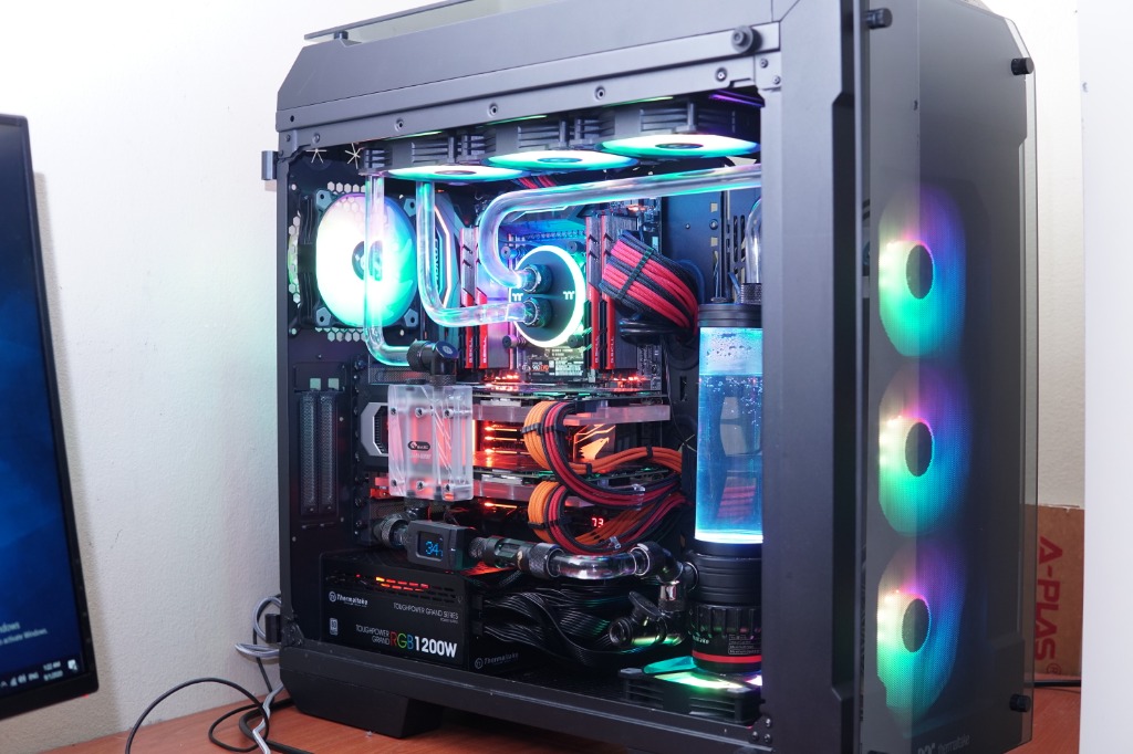 WATERCOOLED GAMING PC I9 7960X 16c GTX 1080Ti SLI 64gb RAM RTX