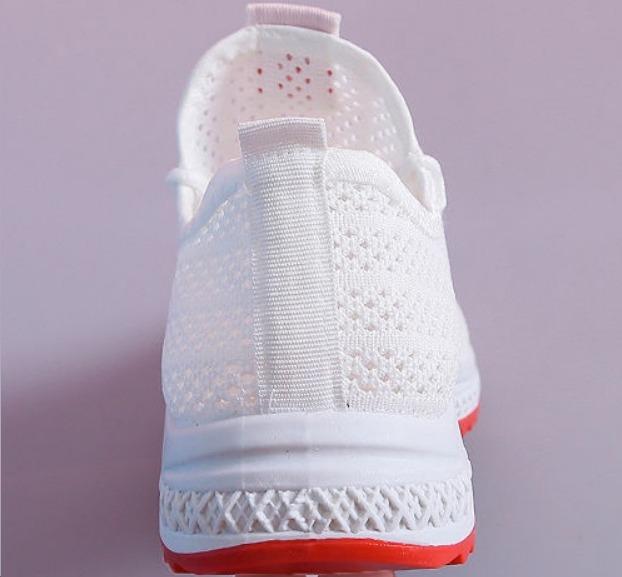 White summer sneakers on sale 2019