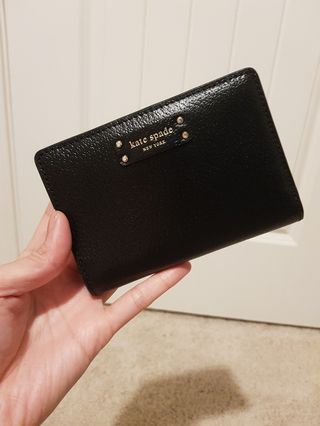 Kate Spade Outlet Madison Small Bifold Wallet, Toasted Hazelnut Multi