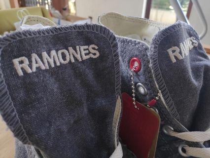 ramones converse chuck taylor