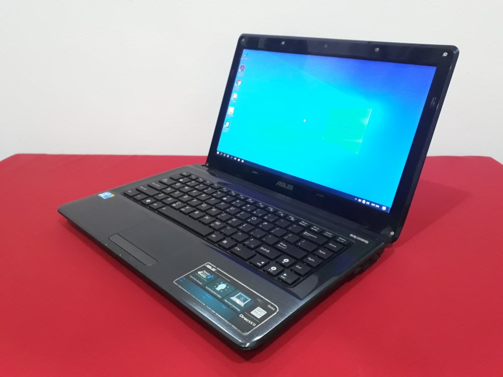 Asus A42J intel i3 4GB DDR3 500GB HDD ATI Radeon 7400M 1GB