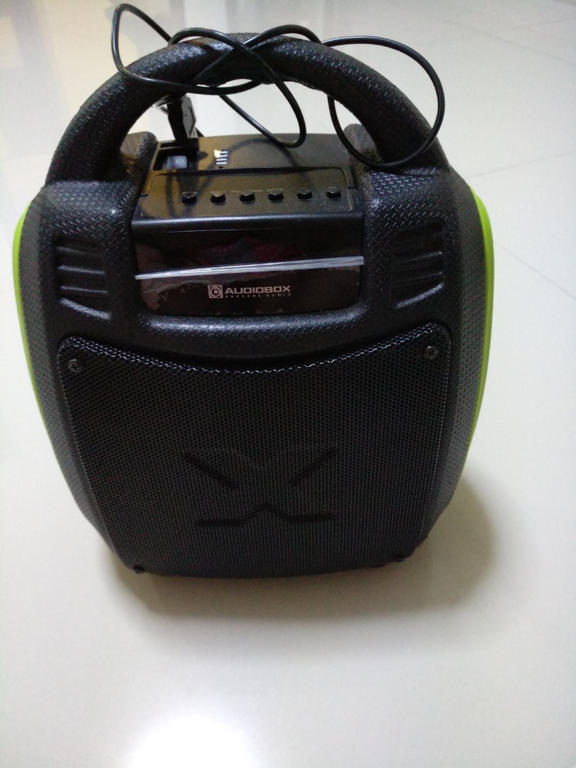 audiobox boombox 300