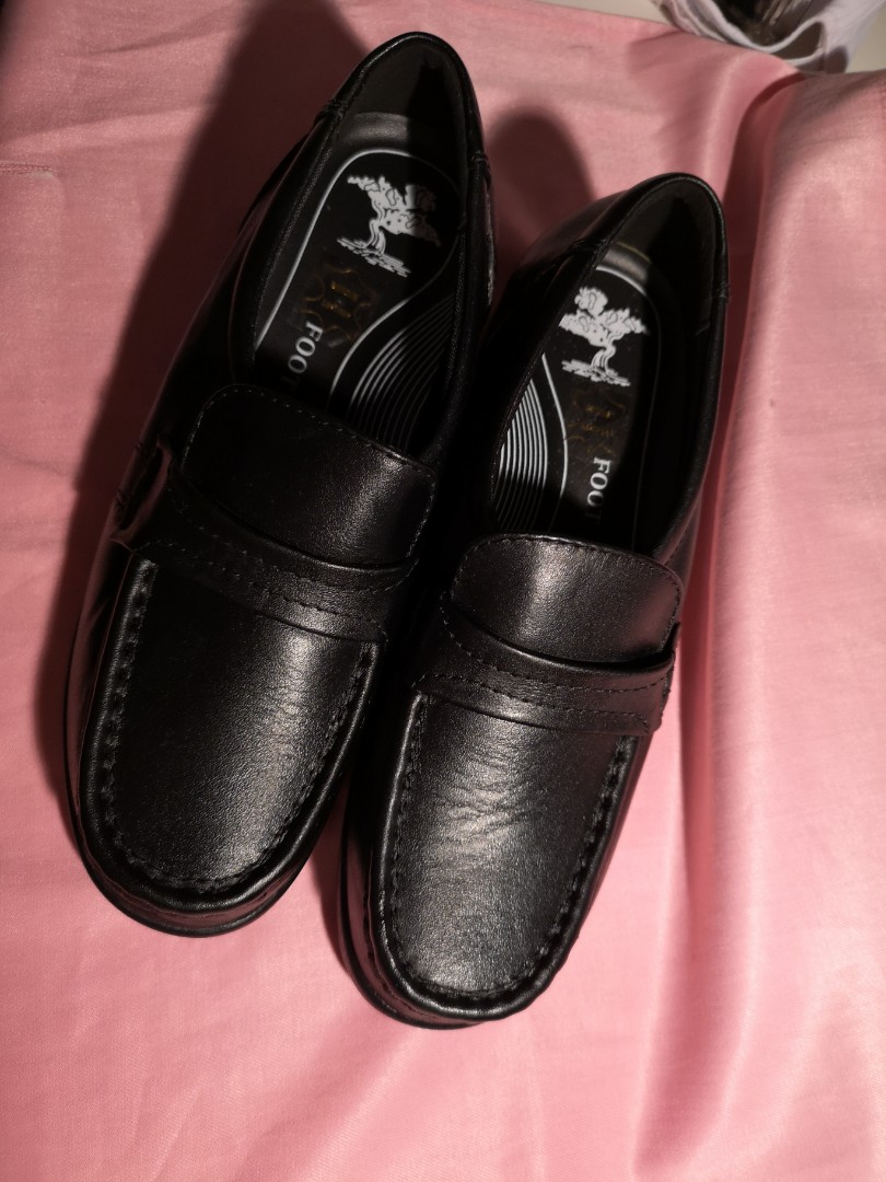 black leather working shoes