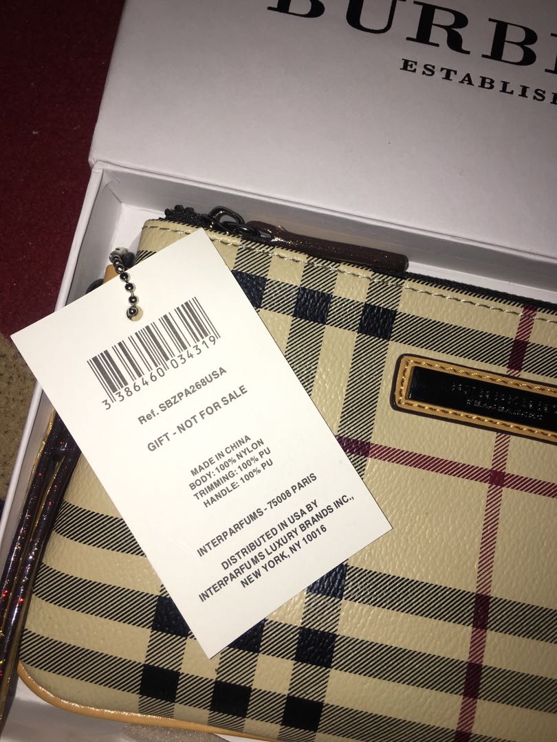 Burberry Fragrances GWP Wristlet Women s Fashion Bags Wallets Wallets Card holders on Carousell