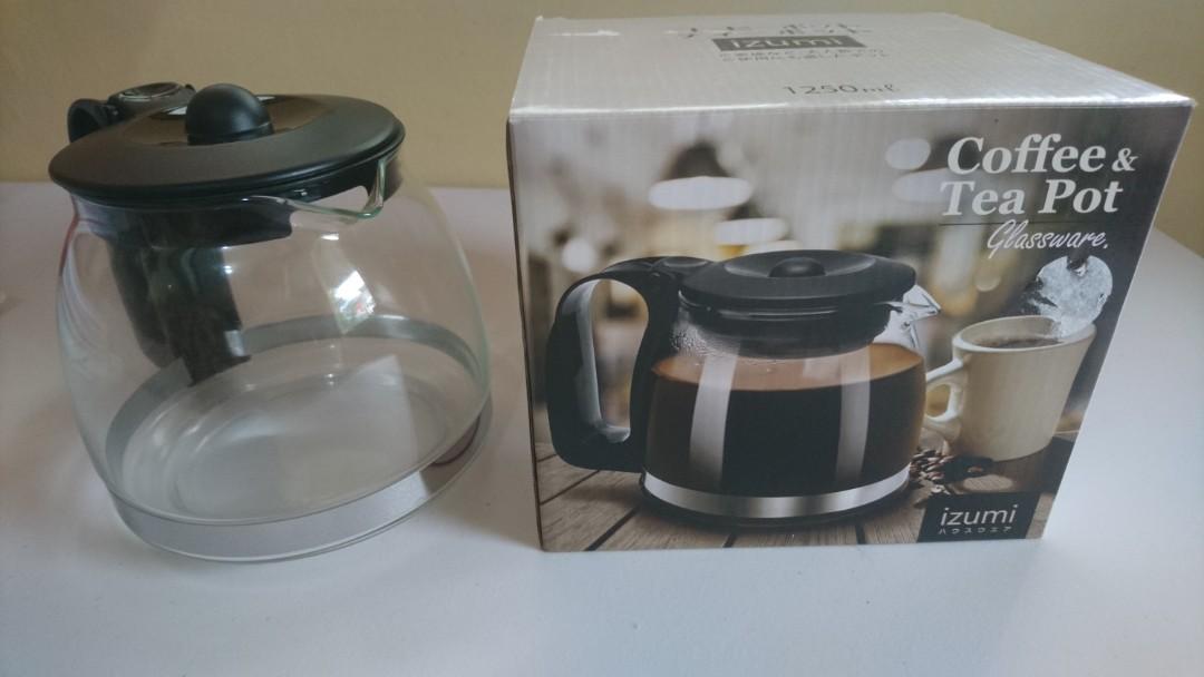 Coffee and Tea Pot (Category: Coffee Machines & Makers) located in Quezon City. Submitted by knshop12 (Listing ID 272022907, Image 2). Description: Brand new Izumi Coffee and Tea pot PM lang po for meetup options 🙂.