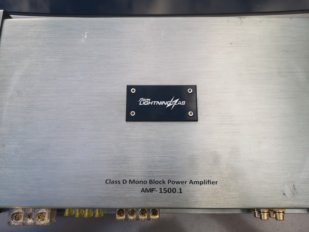 Lightning lab amplifier, Audio, Portable Audio Accessories on Carousell