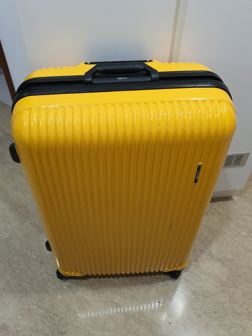 Lojel luggage 29 inch Clearance