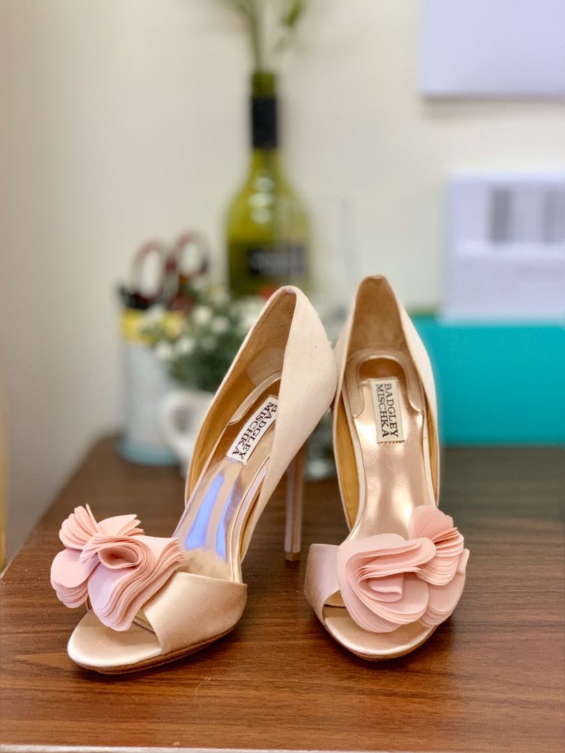 Pre loved Wedding Shoes Badgley Mischka Blossom Open Toe d Orsay Pump 8 M Light pink