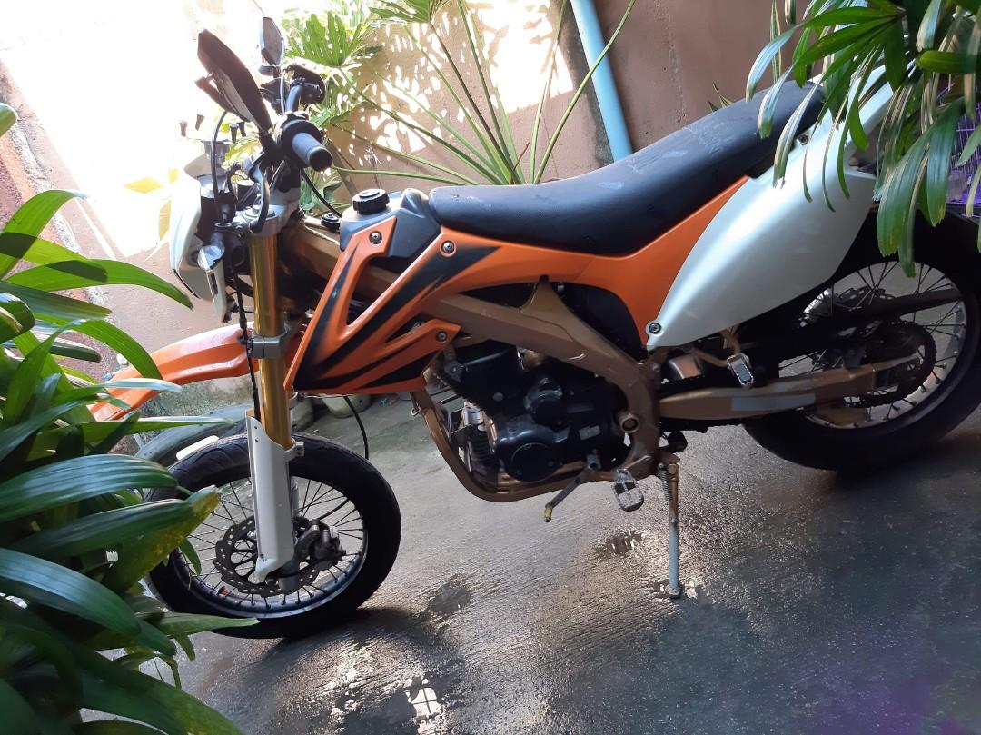 rusi krz 250 price