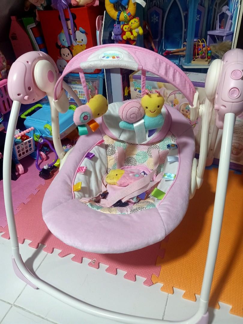 taggies baby swing