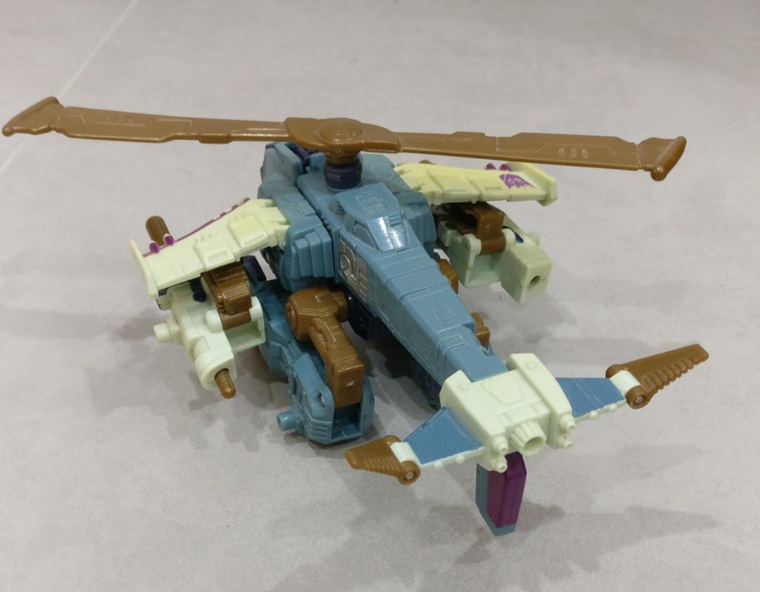 Transformers Armada Supercons Cyclonus with Crumple Zone by Hasbro