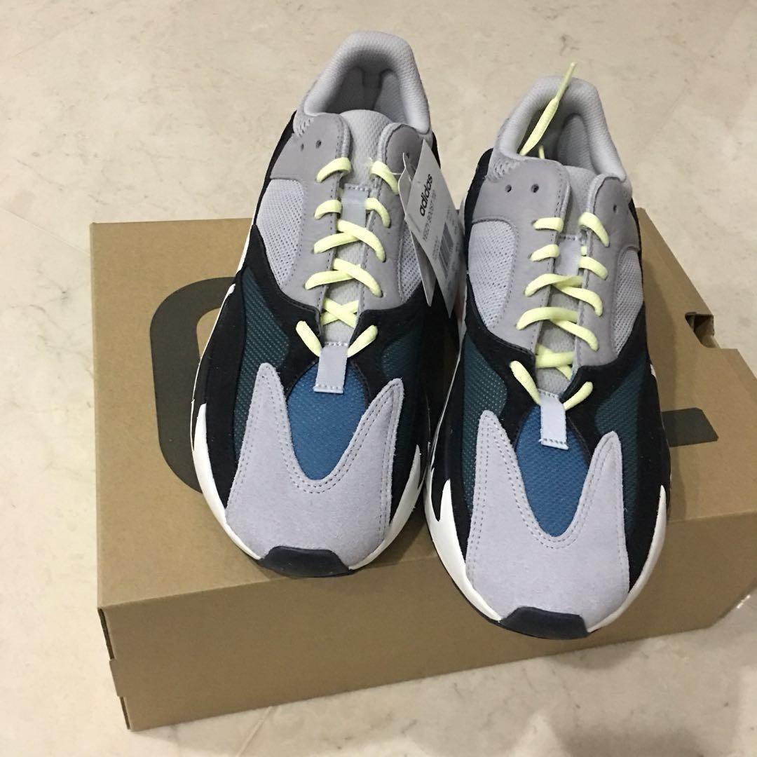 yeezy boost 700 box real vs fake V2 Vanta Size 11 USED Capital BST Vs Fake Yeezy 700 Yeezy