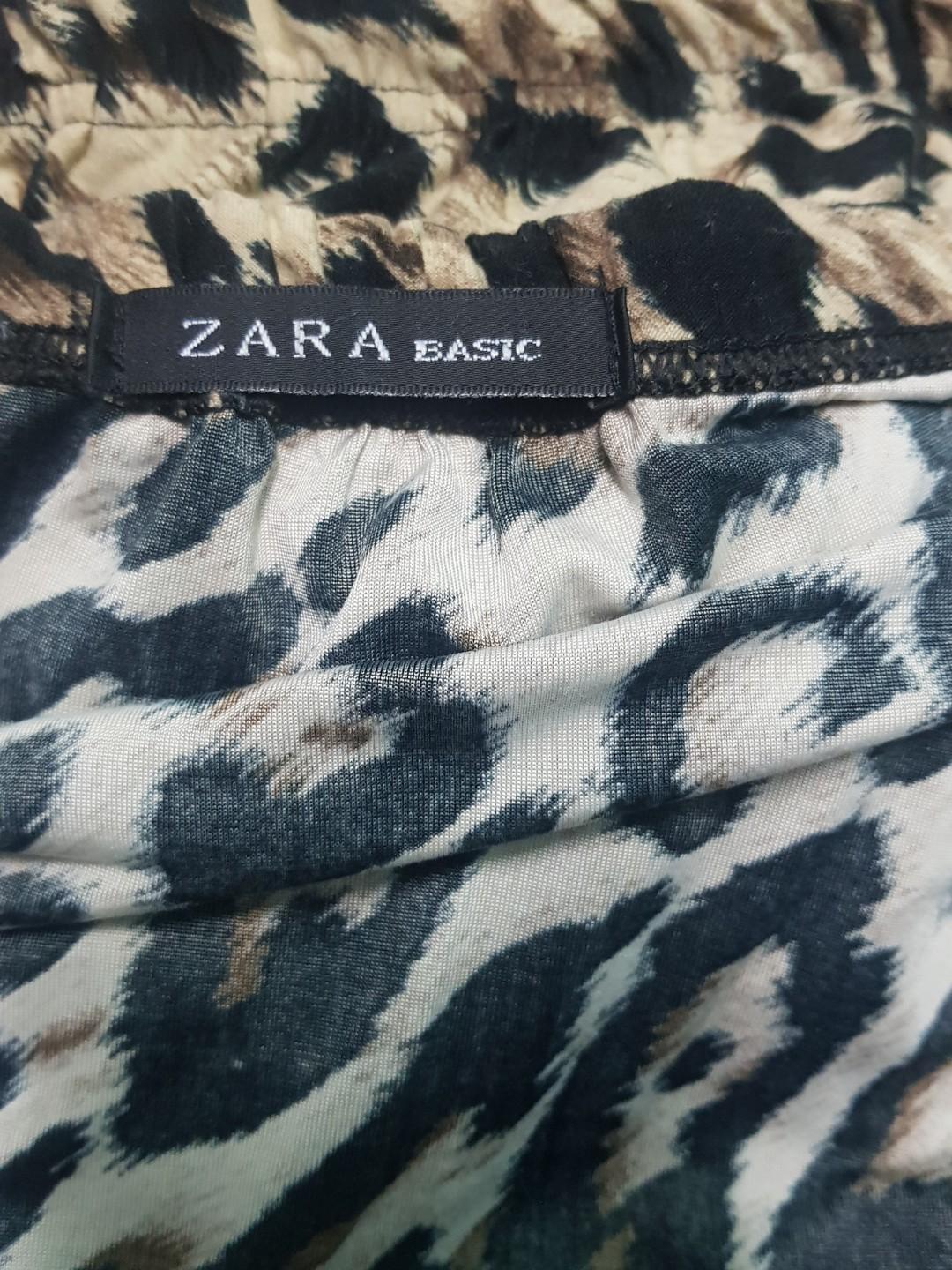 Zara Animal Prints Strapless Jumpsuit (Category: Jumpsuits) located in Manila. Submitted by TiendadeOro (Listing ID 271995923, Image 2). Description: 🖐On Hand 👕I'm Selling Preloved Item 🥿I Try To Describe It To You As Best As I Can & Provide Photos Of Actual Items 👖IF You Do Not Have Time nor Money To Pay Please Don't Commit to Purchase/Reserve An Item Be Responsible & Respectful of Other Peoples Time 👡 I Reserve The Right To Refuse Service 