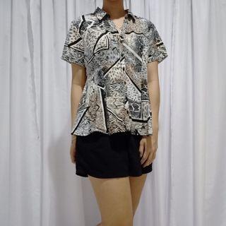 Kemeja Motif Fit to L