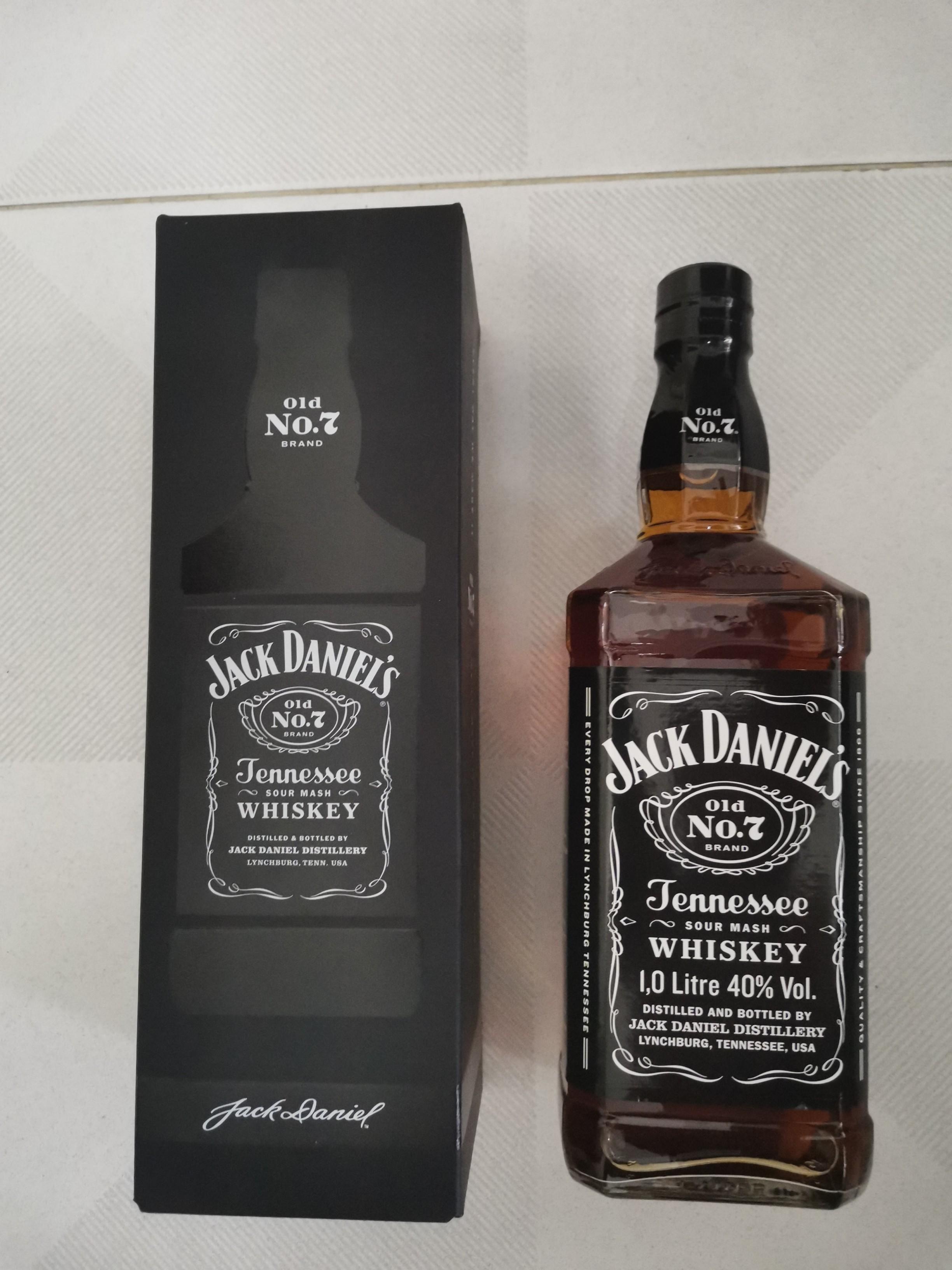 1 litre Jack Daniel's Whiskey Old No. 7, Food & Drinks, Alcoholic Beverages on Carousell 1 litre Jack Daniel's Whiskey Old No. 7, Food & Drinks, Alcoholic Beverages on Carousell