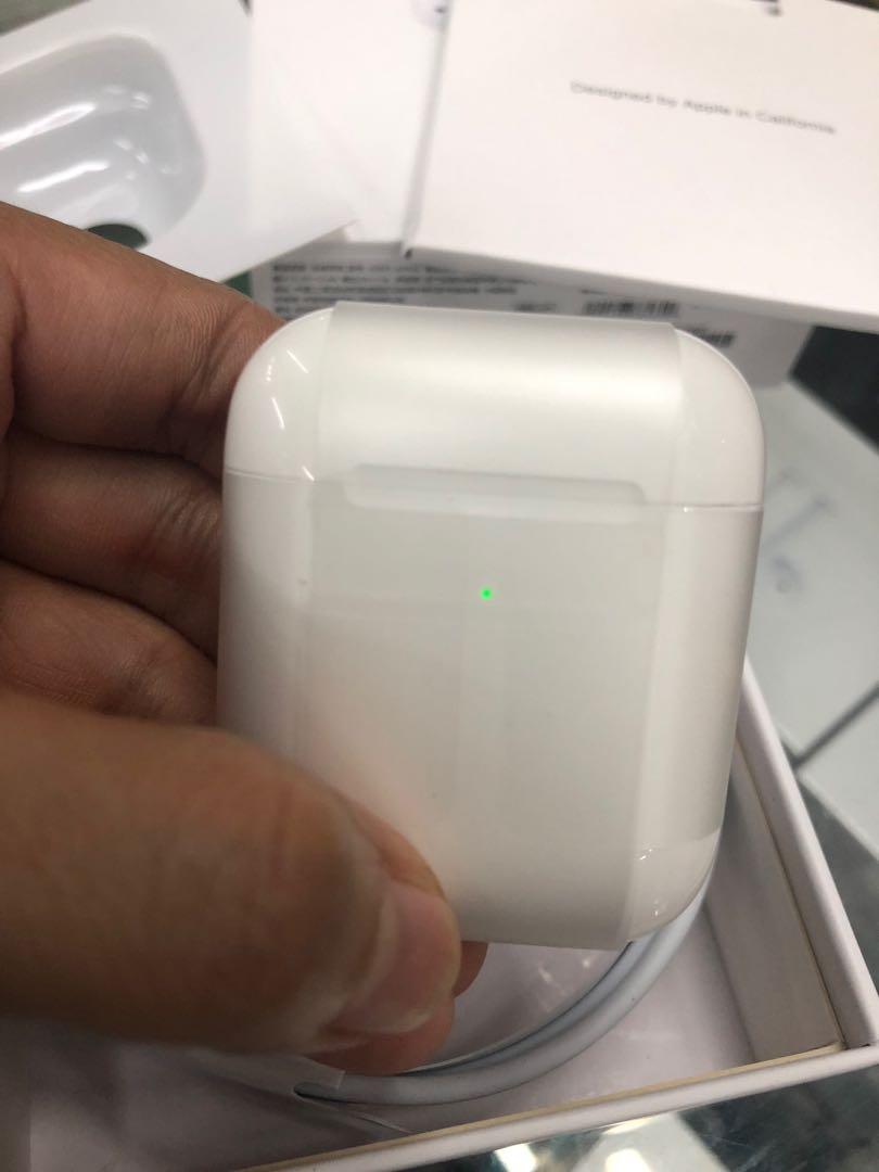 Airpods Generation 2 (Category: Portable Audio Accessories) located in Manila. Submitted by dripdistrict (Listing ID 272233750, Image 3). Description: Wireless changing case Airpods deliver an unparalleled wireless headphone experience,high quality sound,with complete package 📦 .