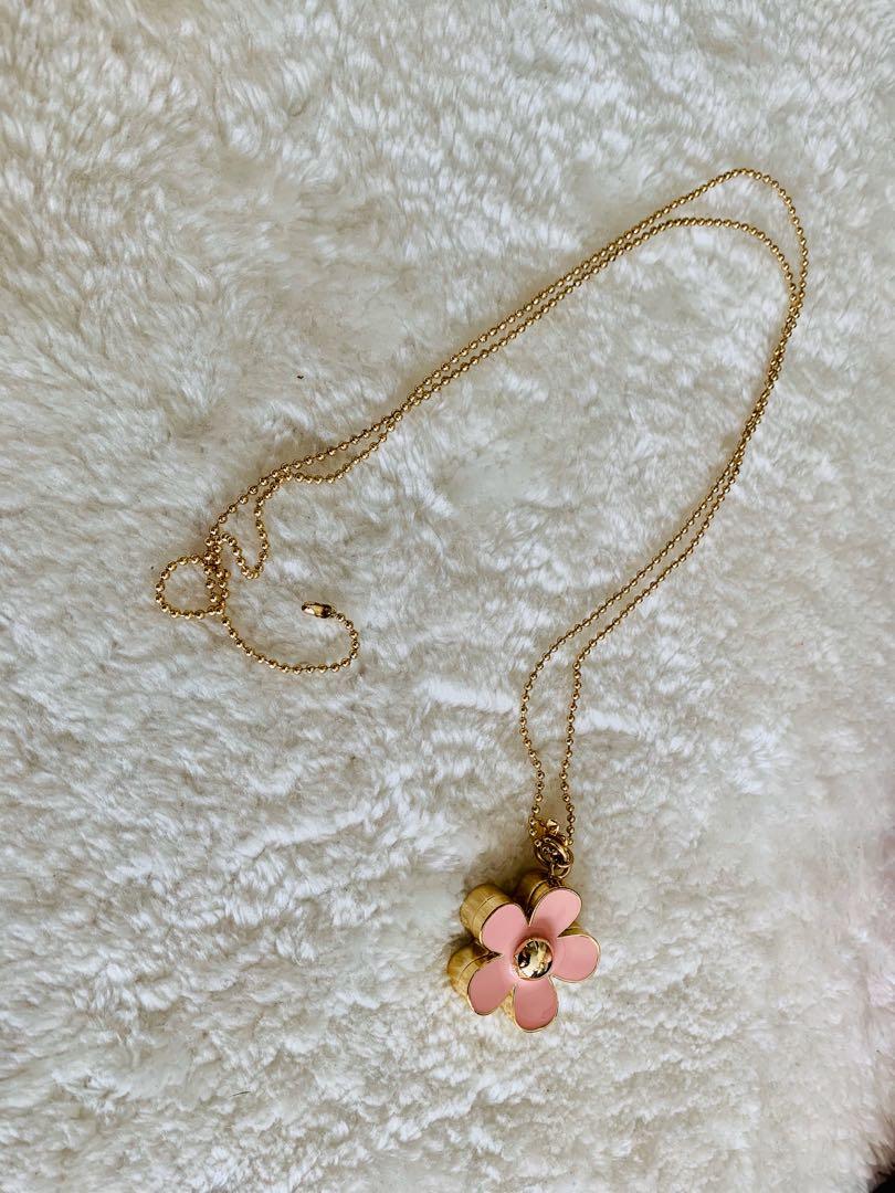 Marc jacobs flower store necklace