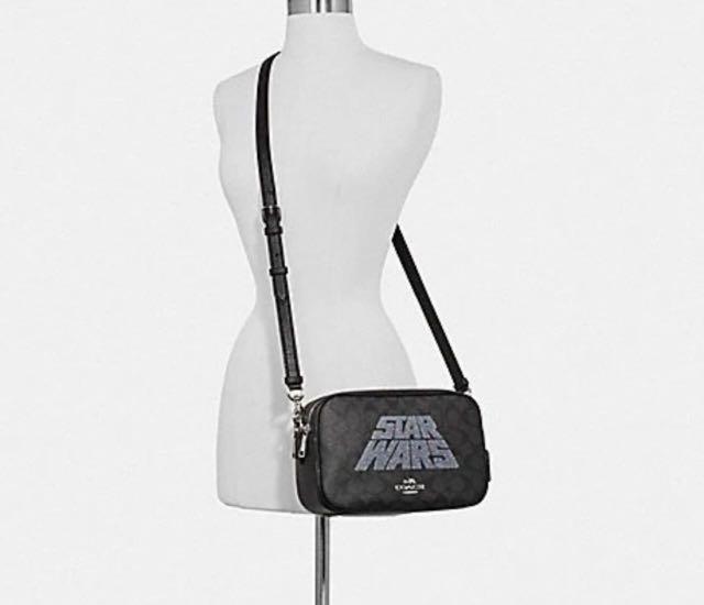 Authentic star wars x coach jes crossbody in signature canvas, Luxury