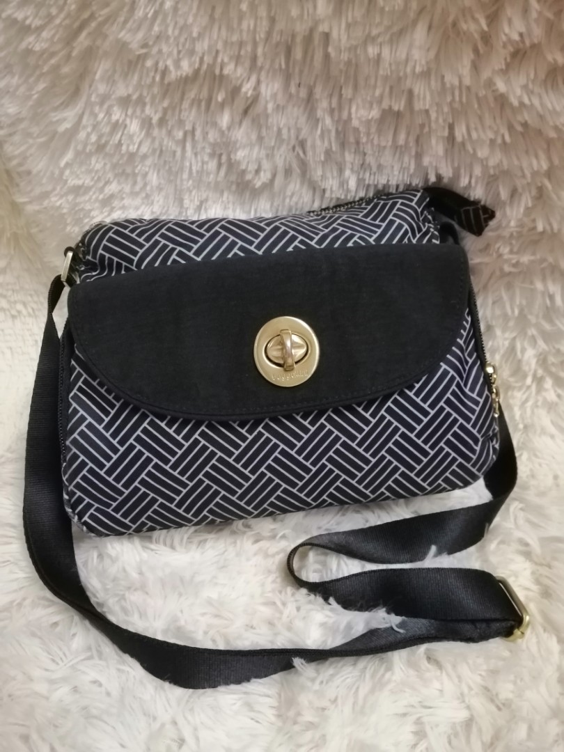 Baggallini sling on sale bag