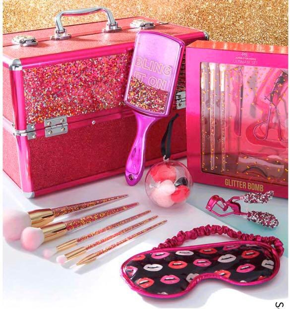 Brand New Auth Primark Glitter Bomb Eyelash Curler, Beauty & Personal