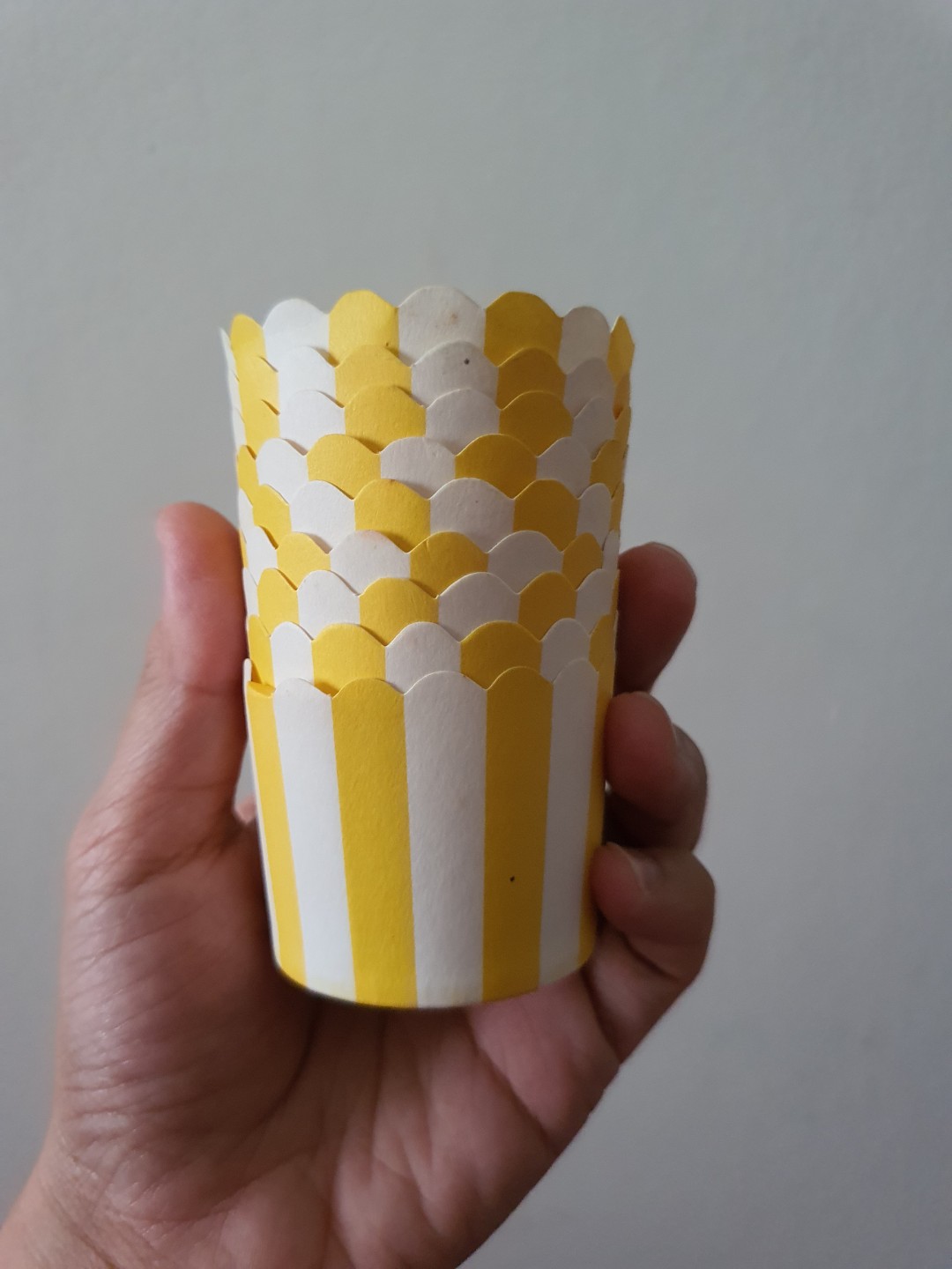 Candy Paper Cups, Hobbies & Toys, Stationary & Craft, Craft Supplies ...