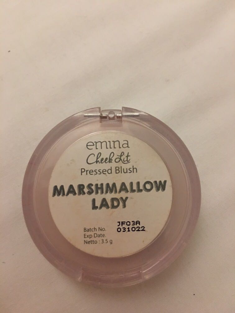 Emina Cheeklit Pressed Blush Marshmallow Lady, Kesehatan & Kecantikan, Rias Wajah di Carousell